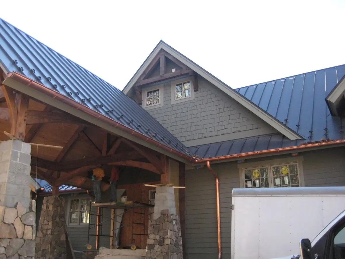 Craftsman Roofing team delivering quality roofing work in Briar Lea